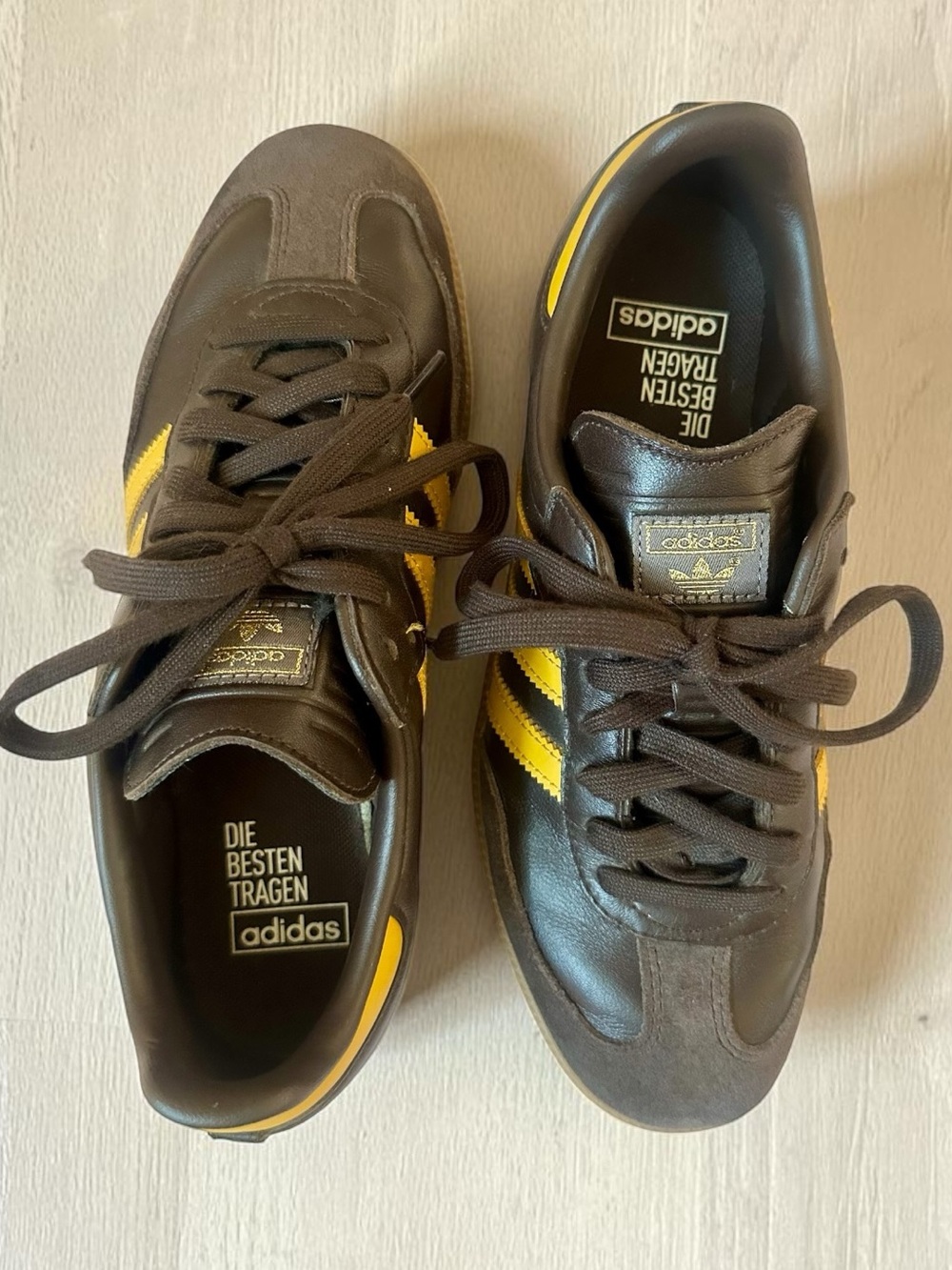 Adidas Brown & Yellow Retro Samba Sneakers Men’s size 6 (Unisex Style)